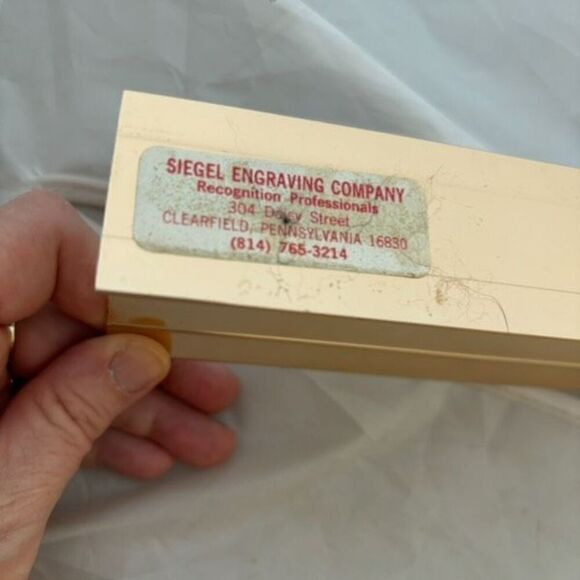 Desk Name Plate 8” Rose Gold Color - Picture 4 of 4